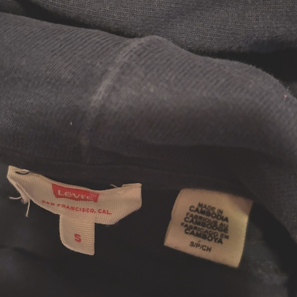 Levi’s Striped Hoodie - Picture 4 of 4
